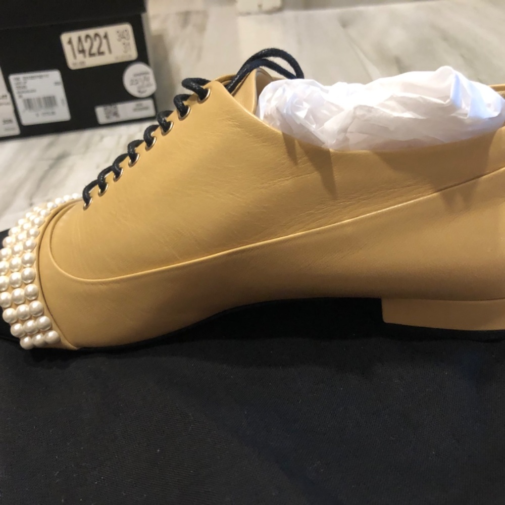 Brand new CHANEL  shoes - Picture 3 of 6